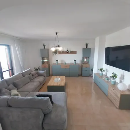 Me Living - - Strandnaehe * Πούλα