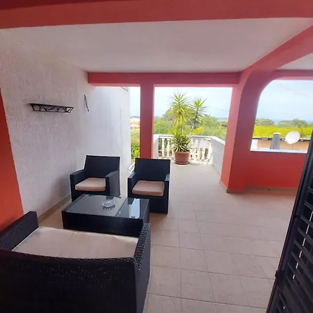 Me Living - - Strandnaehe *