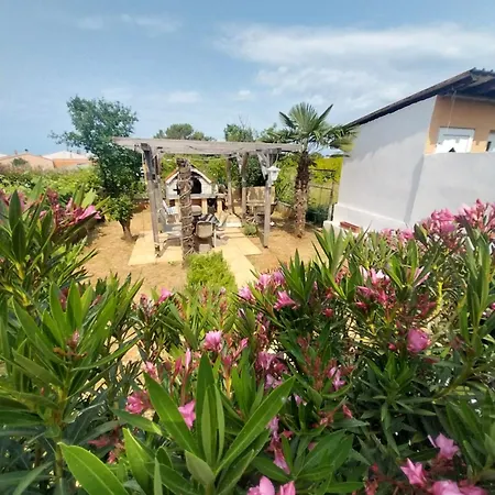 Me Living - - Strandnaehe *