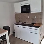 Appartement Me Living - - Strandnaehe Pula